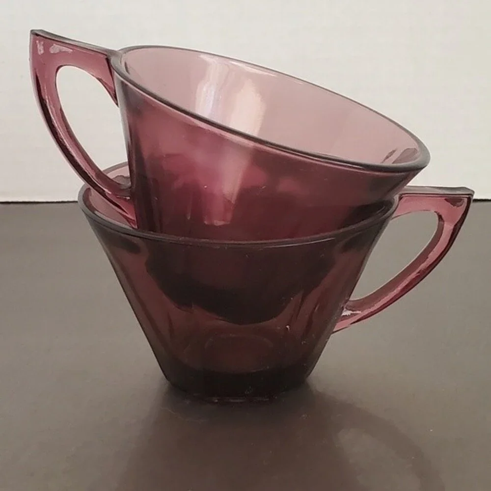 Vintage Hazel Atlas Moroccan Amethyst Purple Glass Cups USA Set of 2
